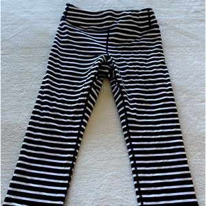 Athleta crop leggings for girls